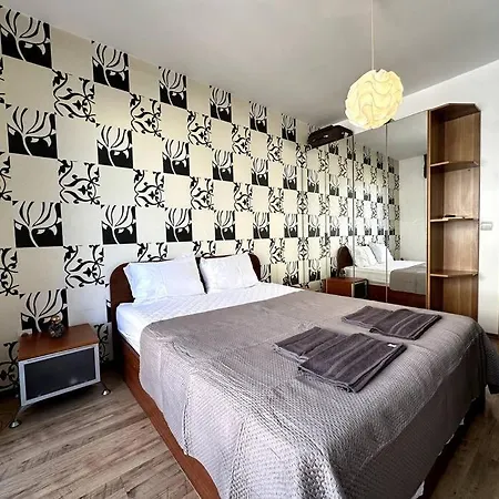 Apartman Cozy Flat In *