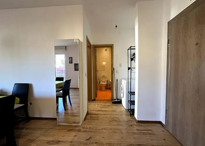 Cozy Flat In Apartment